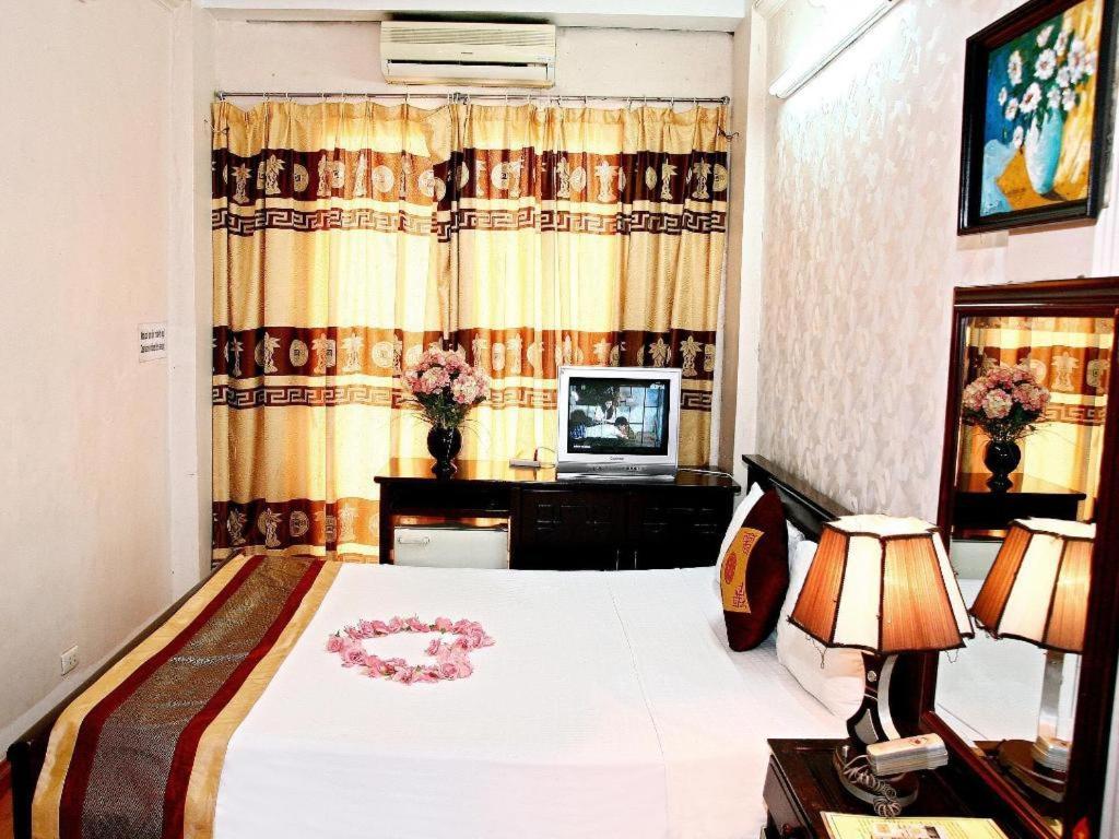 Kangaroo Hostel Ханой Екстер'єр фото